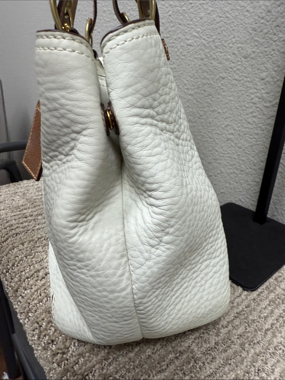 Coach SoHo Medium White Leather Shoulder Bag/Tote with Brown Trim - Picture 5 of 11